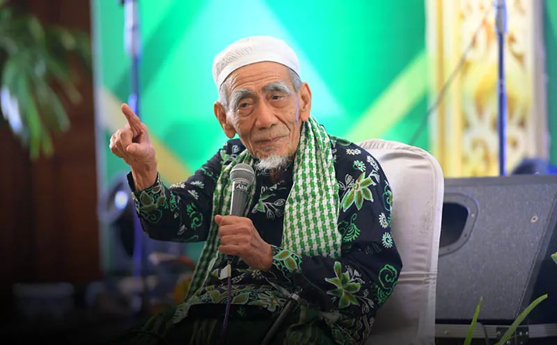 Kata Bijak Mbah Moen