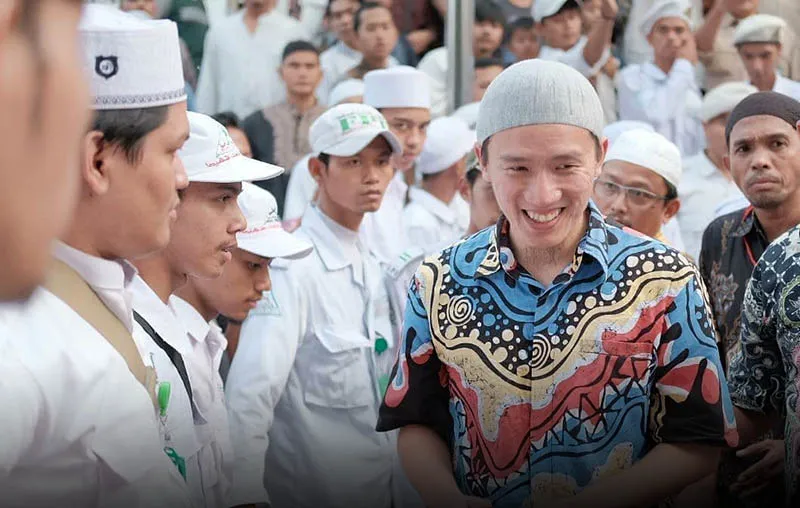 Kata Bijak Ustadz Felix Siauw tentang Cinta