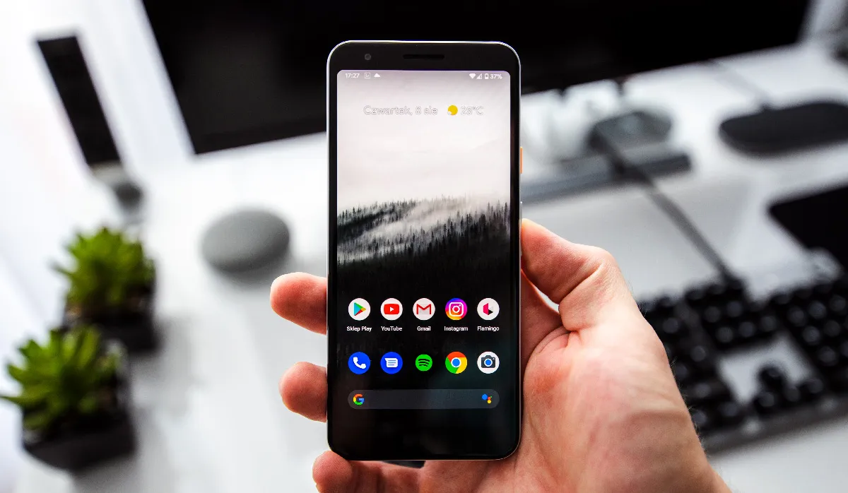 Kelebihan & Kekurangan Teknologi Informasi