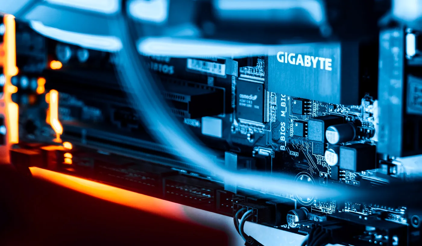 Perkembangan Teknik Komputer & Jaringan