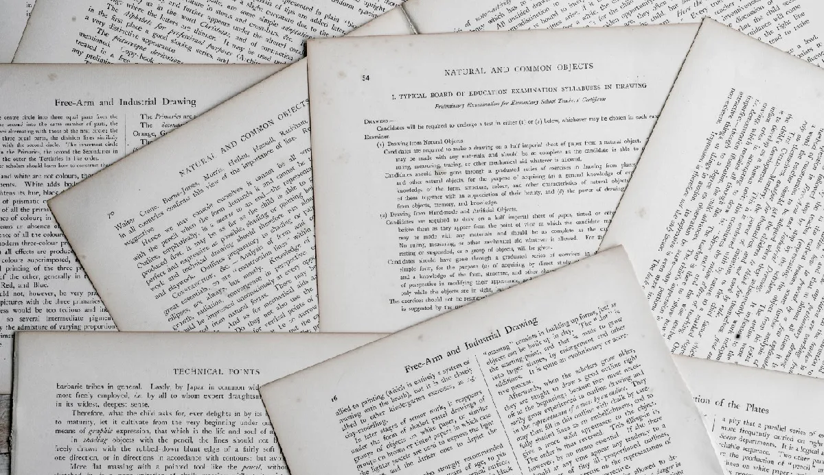 Definisi Review Jurnal Penelitian