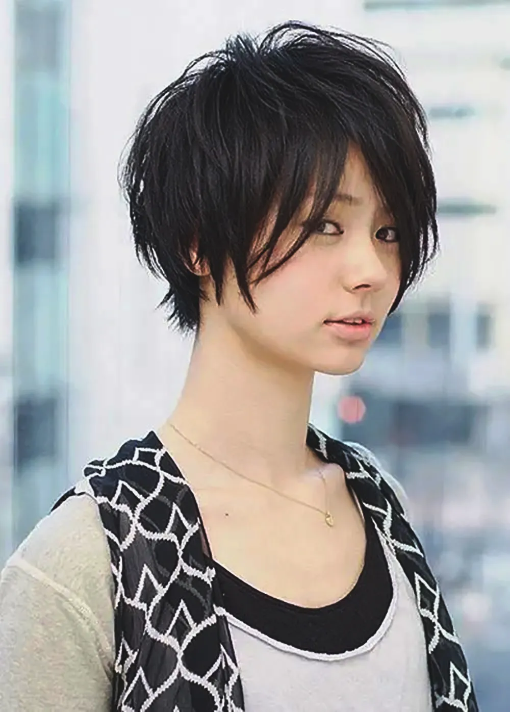 16 Gaya Rambut Spike Ala Wanita Korea