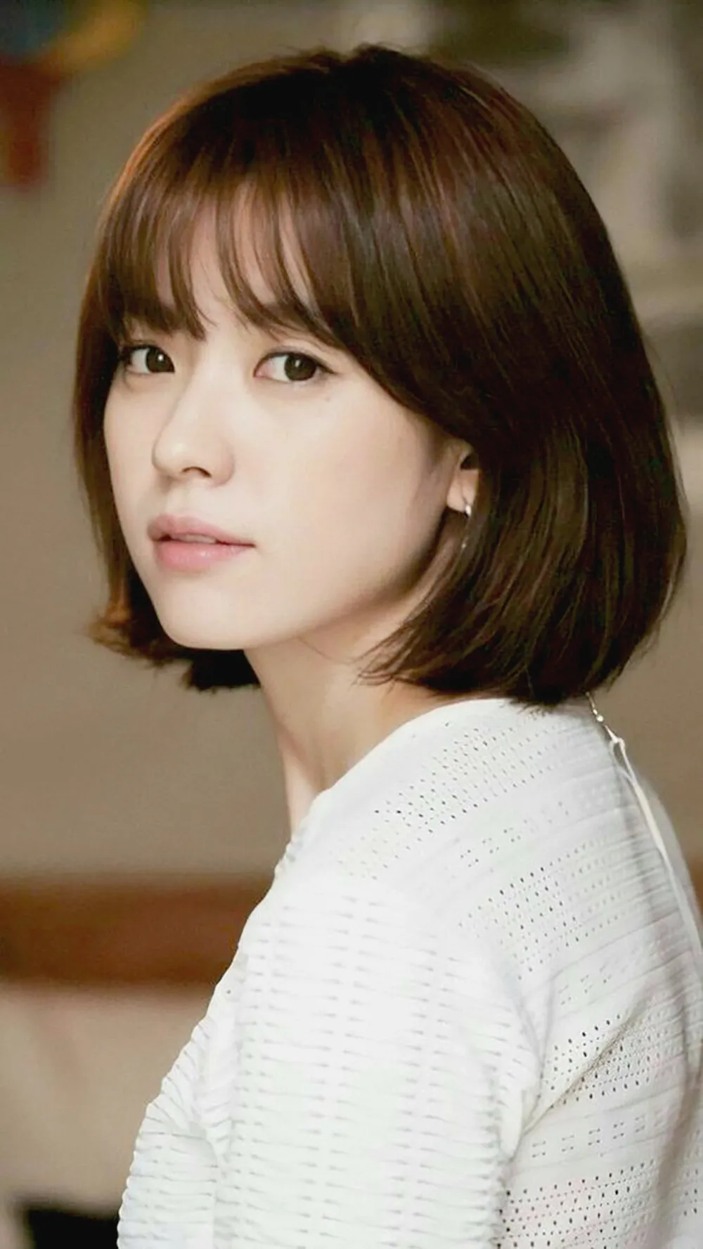 22 Blunt Bob With Full Bangs Cantik Gaya Rambut Korea