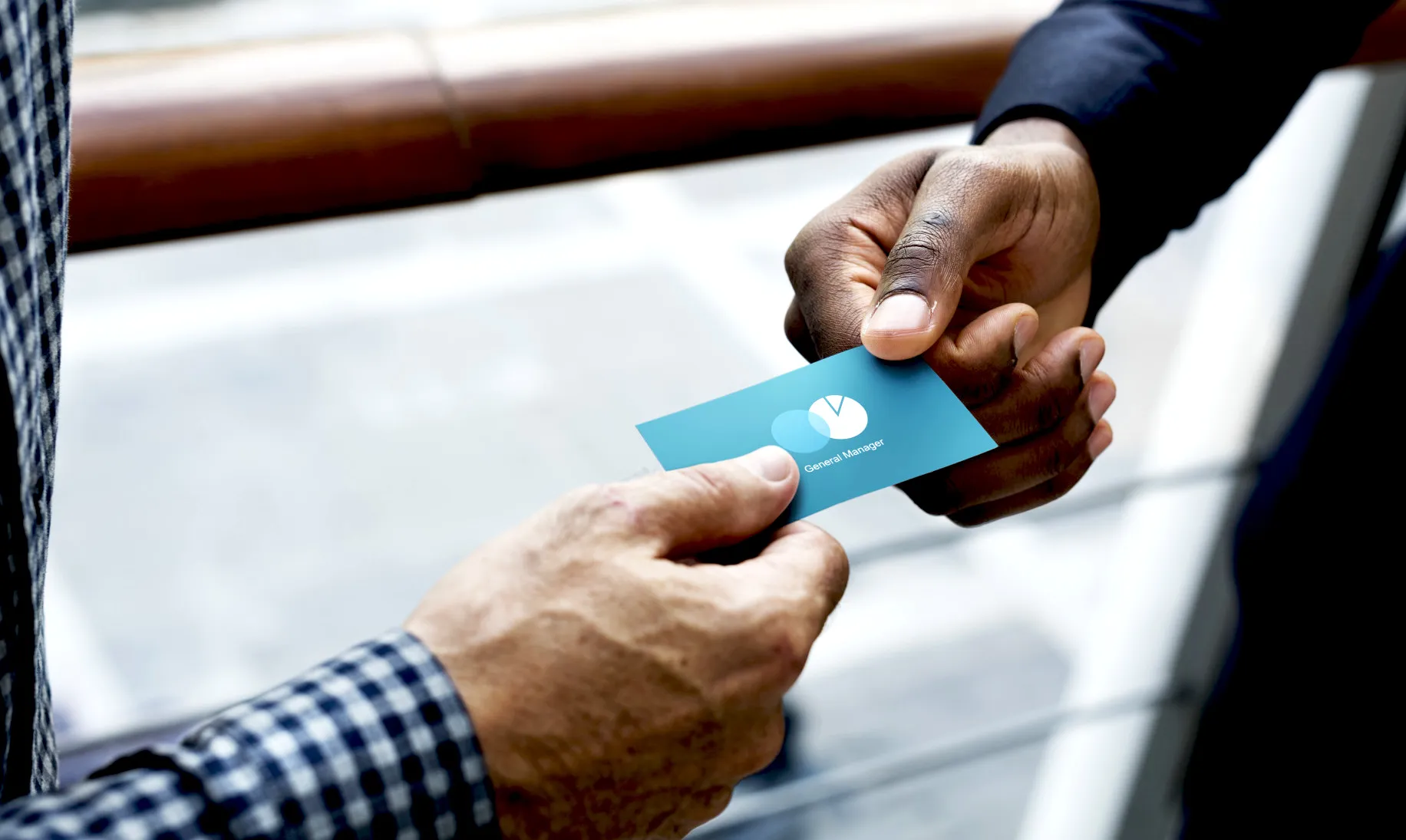 Pentingnya Menggunakan Kartu Nama