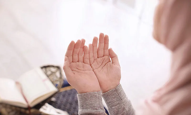 Amalan Agar Selamat Dunia Akhirat