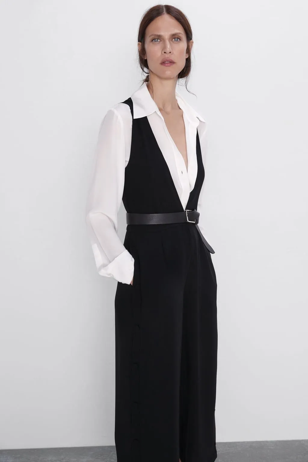 10 Jumpsuit Monokrom