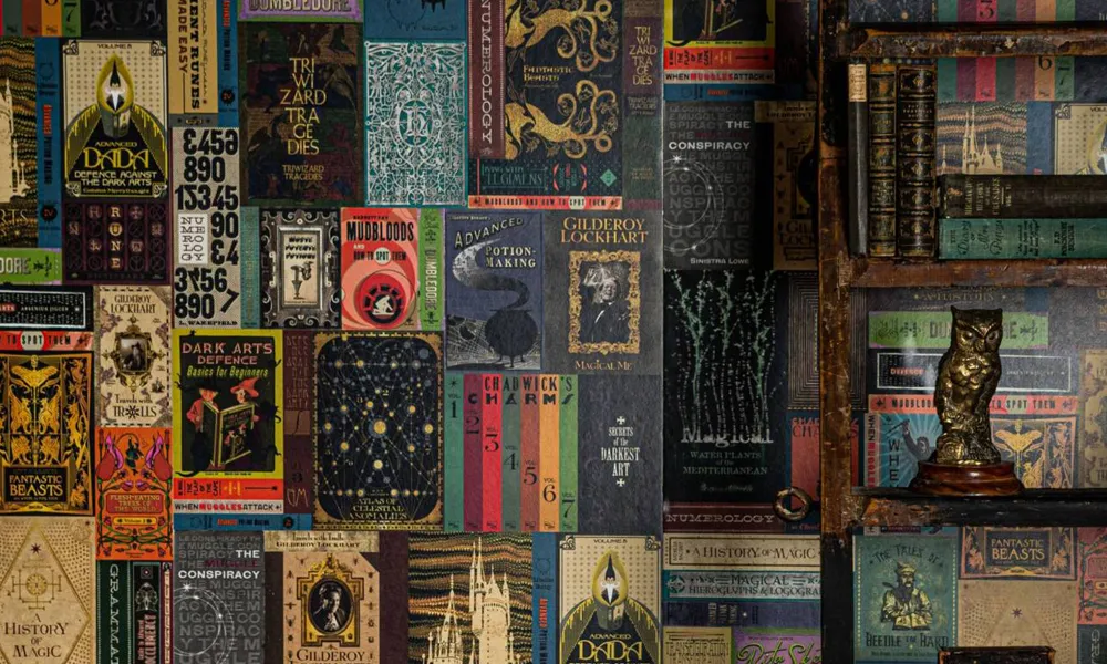 4 Cover Buku Background