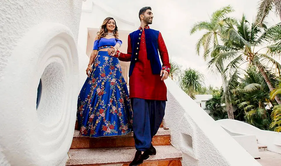 Kombinasi Outfit Wedding Biru Merah