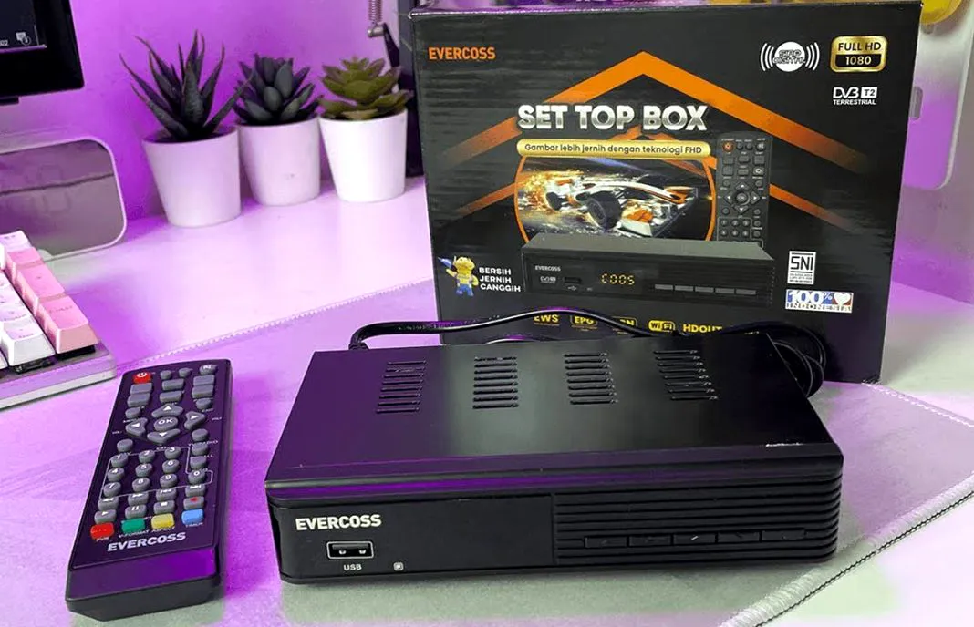 9 Set Top Box Evercoss Pro