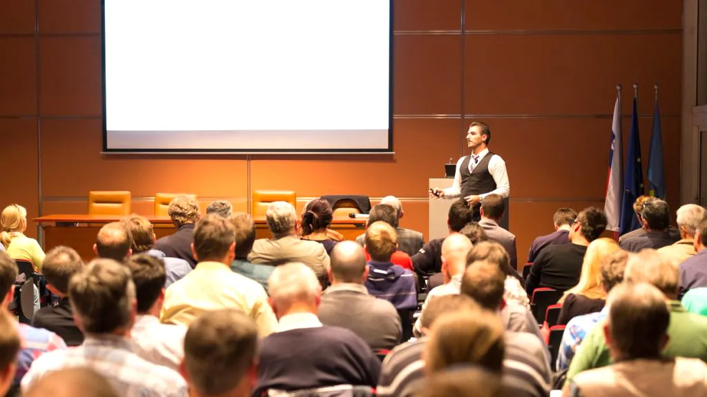 Perbedaan Koferensi, Pelatihan, dan Workshop