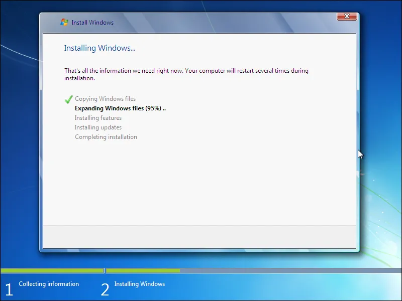 8-2. Proses Expanding Windows files pada instalasi Windows 7 di hard drive