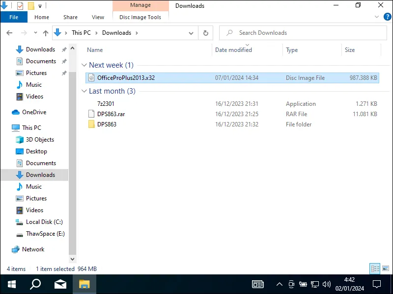 2-1. Hasil unduhan installer Microsoft Office 2013