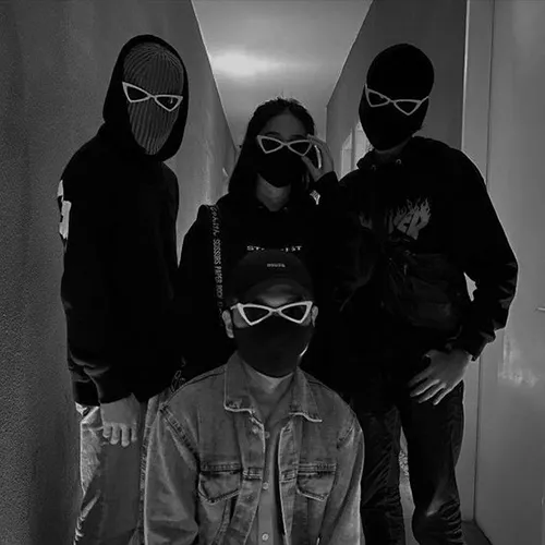 Gambar 02. PP (Foto Profil) Grup Keren kacamata cool