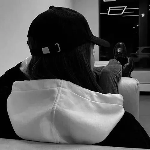 Gambar 09. PP WA Sendiri Keren duduk santai