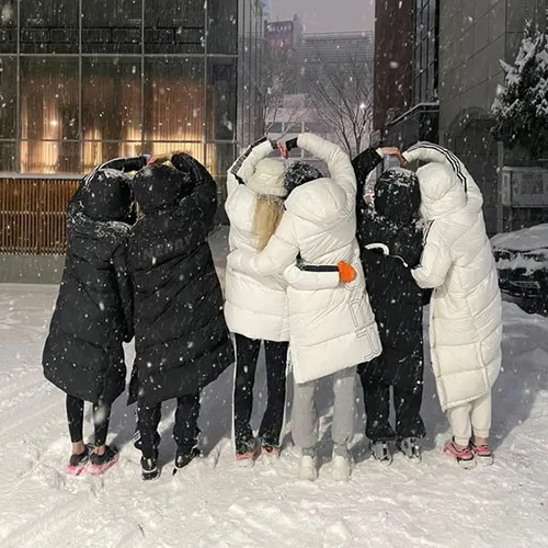 Gambar 11. PP (Foto Profil) Grup Aesthetic love sign saat salju