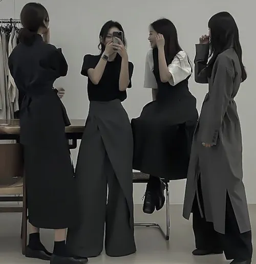 Gambar 14. PP (Foto Profil) Grup Keren outfits abu