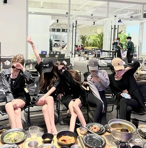 Gambar 17. PP (Foto Profil) Grup Aesthetic di caffe