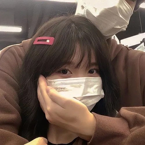 Gambar 01. PP WA Korea Couple Terpisah Masker Putih (Cewek)