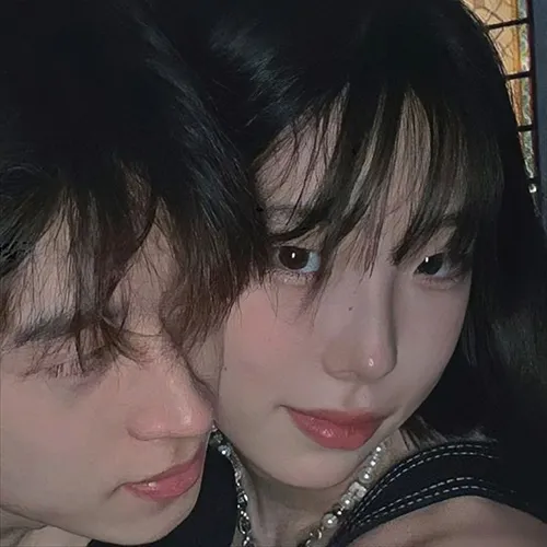 Gambar 03. PP WA Korea Couple Terpisah Baju Hitam (Cewek)