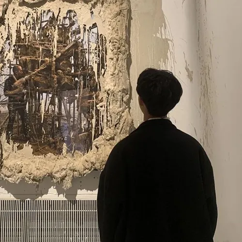 Gambar 10. PP WA Korea Couple Terpisah di museum (Cowok)