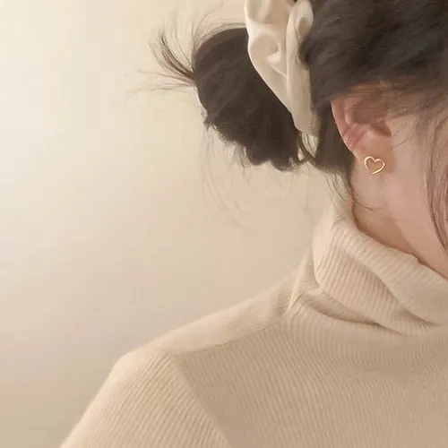 Gambar 12. PP WA Aesthetic cewek tampak samping