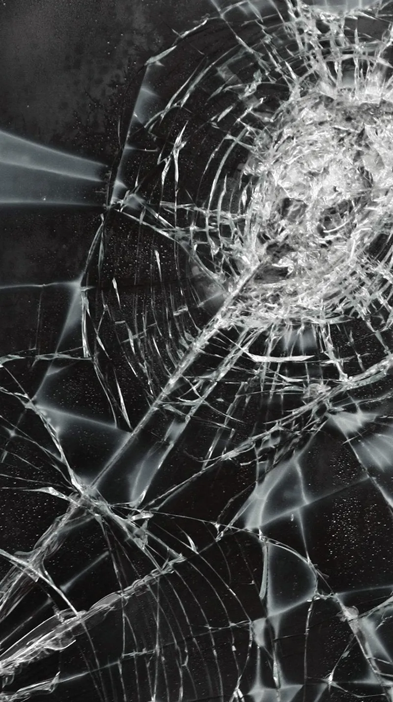 Gambar 19. Mobile Broken Screen