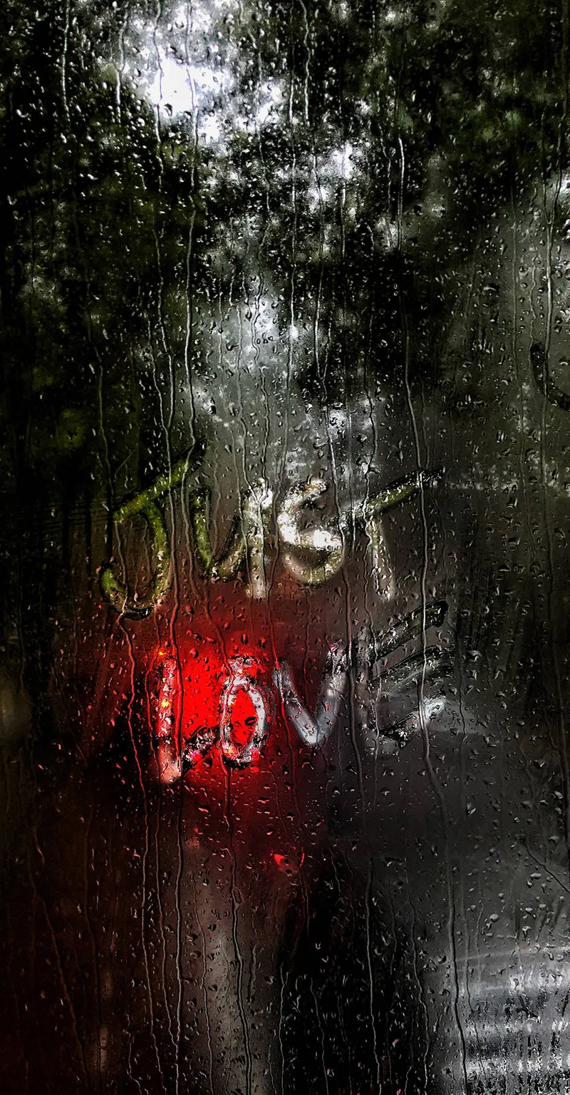 Gambar 14. Romantic Rain