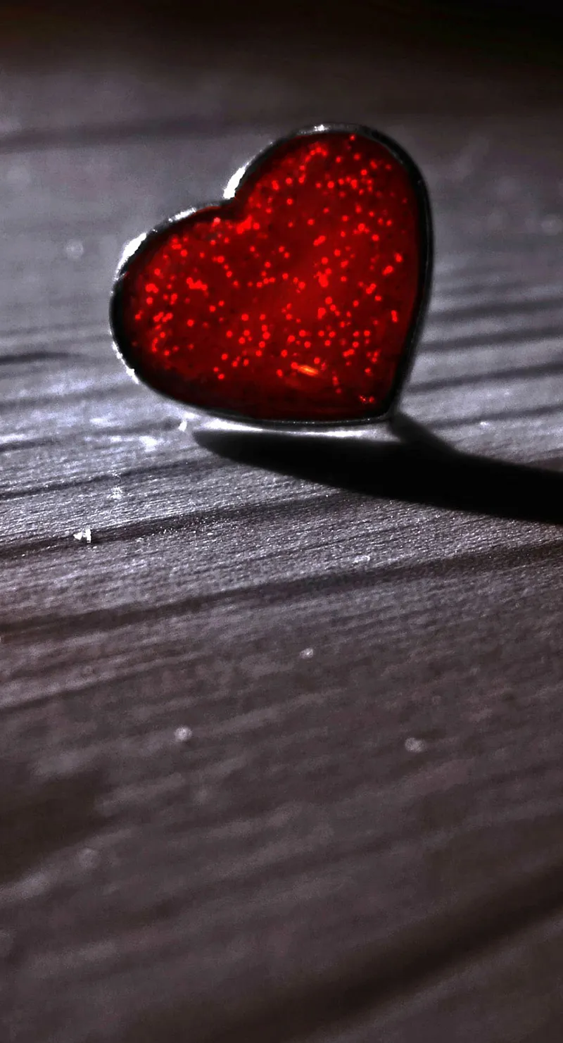 Gambar 15. Artistik Love