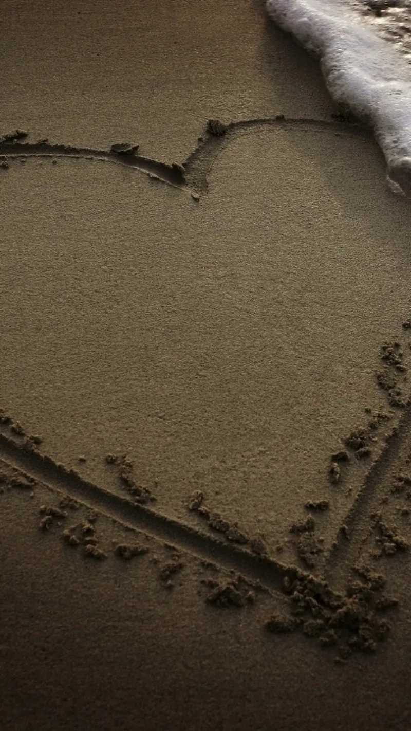 Gambar 20. Love Pasir Pantai