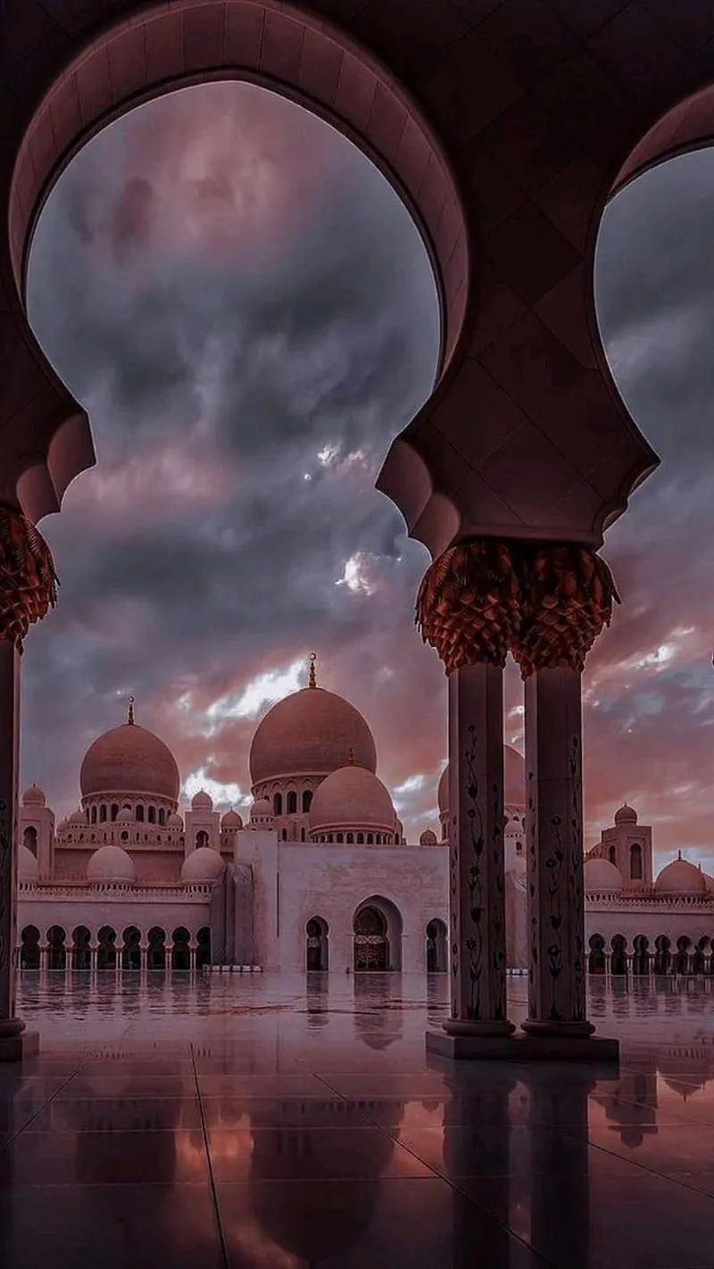 Gambar 13. lorong masjid