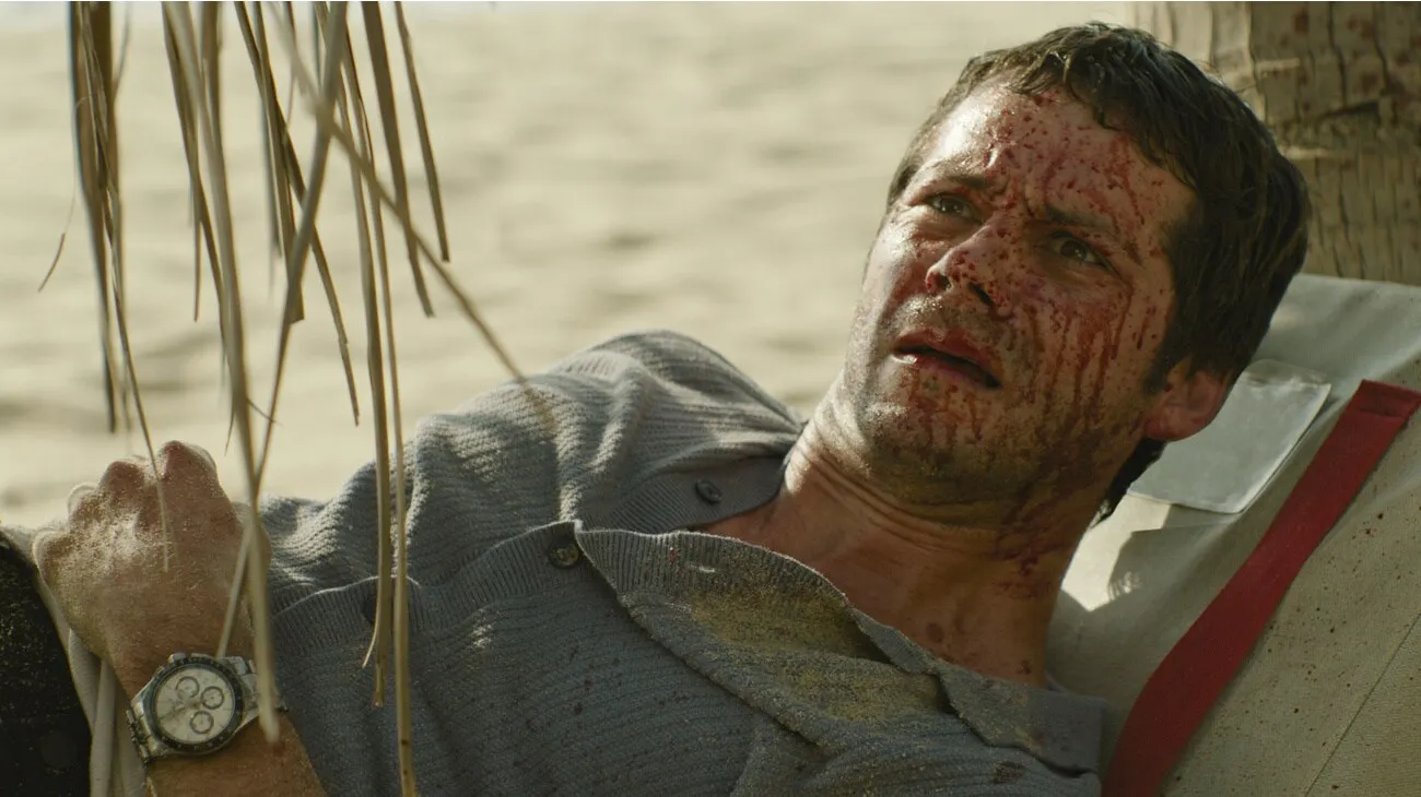 Dylan O'Brien sebagai Bradley Preston - 20th Century Studios - SEND HELP