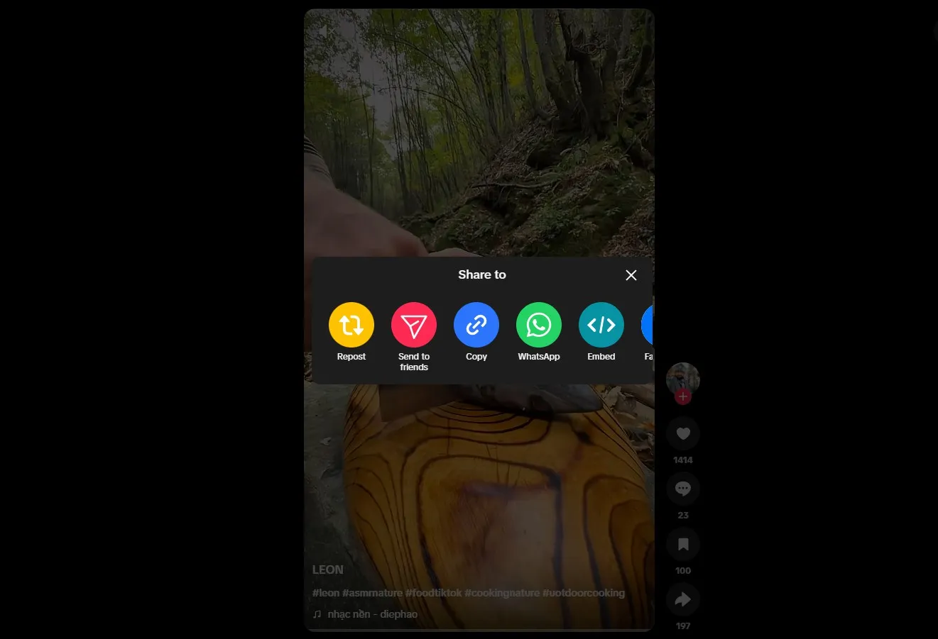 1 Salin URL yang ada di TikTok